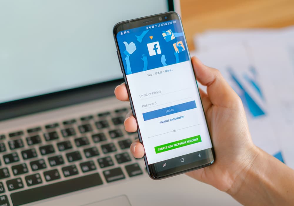 facebook bedrift nettside